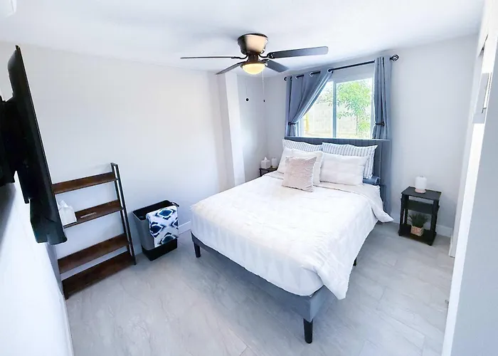 Casita Asu Mill Ave & Downtown Private Apartament Tempe